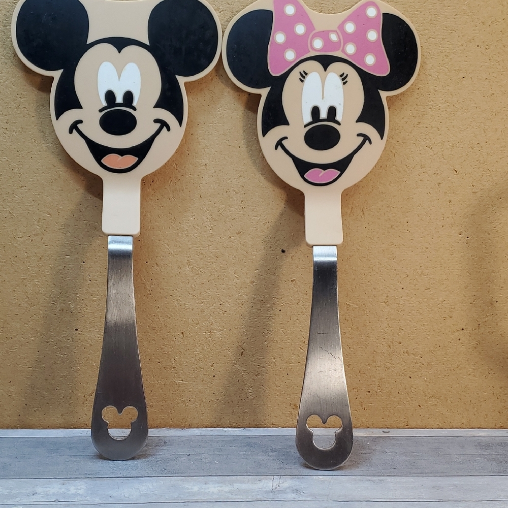Disney Mickey & Minnie Mouse Face Metal Hndled Spatulas